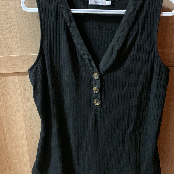 Rickis tank size large - Picture 4 of 4